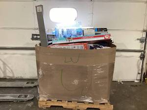 lot 908 image: Wholesale Pallet of Miscellaneous Items