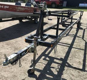 2006 Karavan Boat Trailer