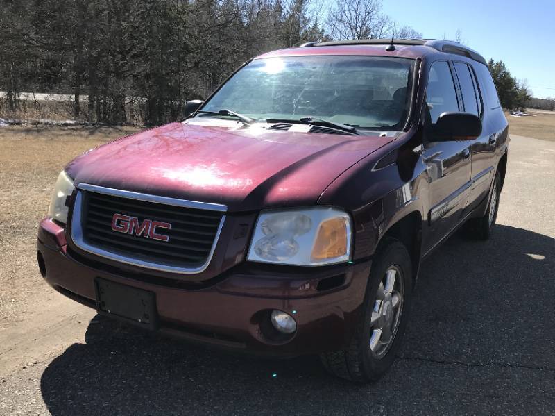 lot 4 image: 2004 GMC Envoy XUV SLE 4X4