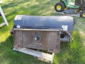 lot 21 image: Bobcat skid steer broom