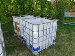 lot 34 image: 2 metal frame totes