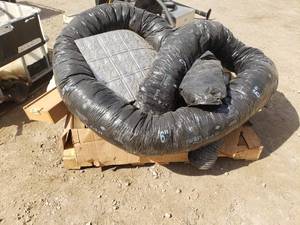 lot 46 image: pallet of misc. - light bulbs, fixtures, what you see is what you get