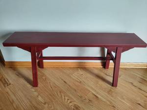 lot 33 image: Farmhouse Style Wood Entry Bench