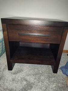 lot 40 image: Night Stand w USB & Outlets