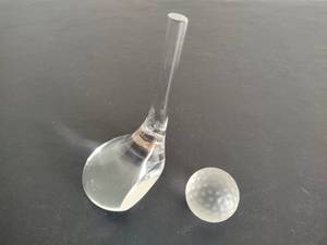 lot 8 image: Golf Club & Golf Ball Paperweights