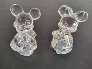 lot 17 image: LENOX Mickey & Minnie Salt & Pepper Shakers