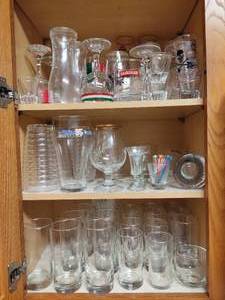 lot 50 image: Huge Lot of Glassware