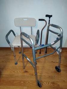 lot 147 image: Personal Assistance Items