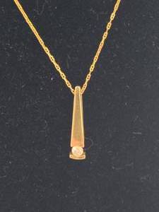 lot 102 image: 14K Necklace & GoldDiamond Pendant