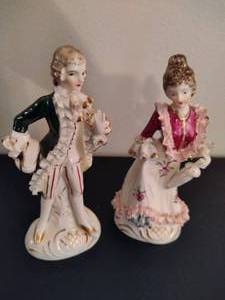lot 73 image: Victorian Figurines