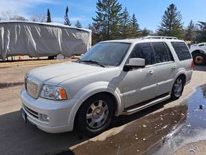 2005 Lincoln Navigator Premium/Luxury/Ultimate 4-Door Wagon