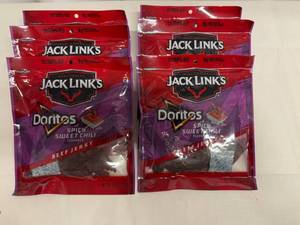 lot 121 image: SSS. 6x Jack Links Beef Jerky-Doritos Spicy Sweet Chili