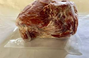 lot 63 image: D. 2x 2.50lbs Fully Cooked Sliced Corned Beef-Smithfield Smoke N Fast