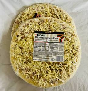 lot 86 image: L.2x 34.41oz 7-Eleven Chicken Bacon Ranch Frozen Pizza