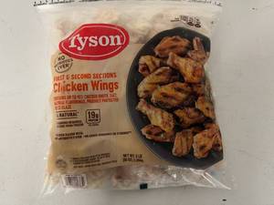 lot 44 image: K. 5lbs Tyson Chicken Wings