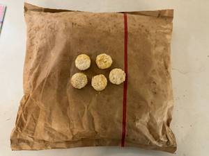 lot 23 image: B. 5lbs Tater Rounds