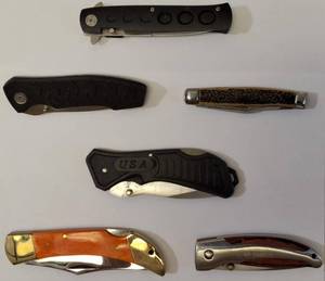 lot 6 image: Five Knives (View Photos)