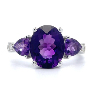 lot 26 image: NEW 4.18 Carat White Topaz & Amethyst Three-Stone Ring VIDEO