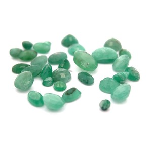 lot 84B image: 10.22 Carats Mixed Emerald Parcel  Assorted Cuts  May Birthstone  VIDEO 