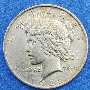 lot 108 image: 1922 Silver Peace Dollar