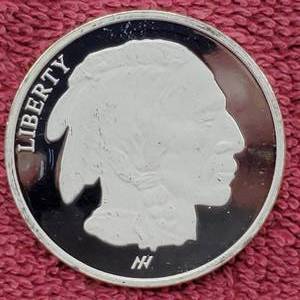 lot 144 image: 1 Troy Oz Silver Buffalo Round