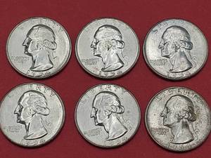 lot 346 image: 5 90% Silver Brilliant Washington Quarters from BU Rolls