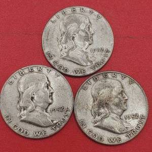 lot 372 image: 3 90% Silver Franklin Half Dollars