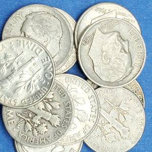 lot 377 image: 10 Roosevelt Dimes 90% Silver