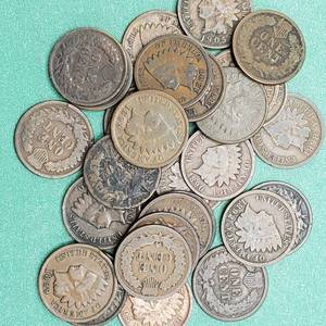 lot 379 image: 30 Indianhead Cents Many Better Grades