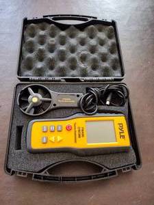 lot 18 image: Pyle PMA90 CFMCMM  thermo anemometer in case