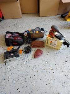 lot 55 image: 3 Sanders & black & decker saw
