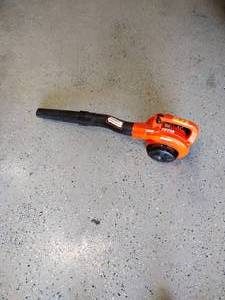 lot 52 image: Echo PB-250LN leaf blower