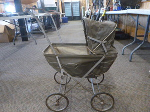 lot 91 image: Antique Doll Baby Buggy