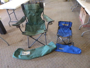 lot 25 image: 2 Camping Chairs