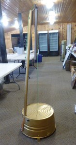 lot 65 image: Homemade Electric Wash Tub Bass