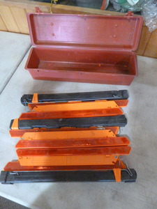 lot 83 image: Strato-Flare 219 Emergency Warning Triangles Flare Kit