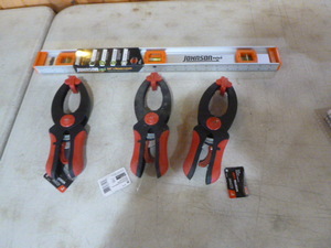 lot 84 image: Clamps and Level