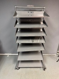 lot 43 image: Ertl Toy Display - Lightweight Shelf (5 Shelves) 27.5 x 22 x 60