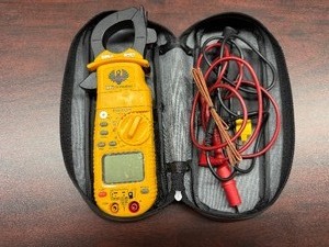 lot 113 image: Wei G2 Phoenix Pro DL379 Digital Clamp Meter - HVAC Meter