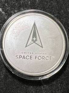 lot 26 image: 1 TROY OZ .999 FINE SILVER US SPACE FORCE ROUND IN AIRTITE
