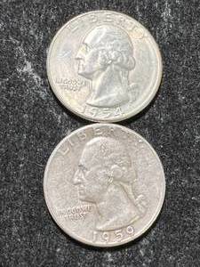 lot 32 image: 2 US WASHINGTON QUARTERS 1954-S 1959