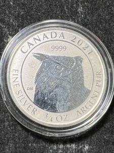 lot 44 image: 34 TROY OZ .9999 FINE SILVER 2021 CANADIAN OWL IN AIRTITE