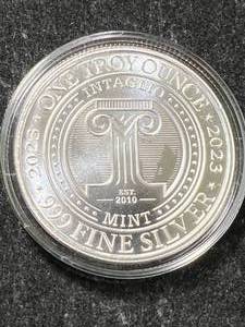 lot 52 image: 1 TROY OZ .999 FINE SILVER 2023 INTAGLIO ROUND IN AIRTITE