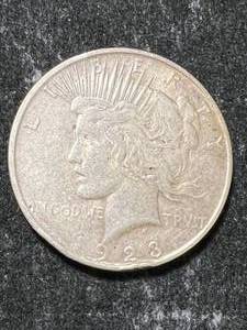 lot 84 image: 1923-D US PEACE SILVER DOLLAR