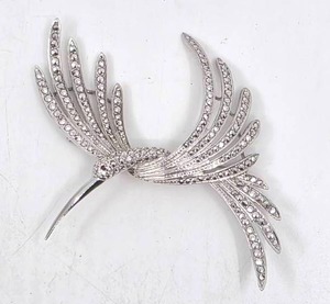 lot 122 image: Vintage Sterling Silver & Marcasite Hummingbird German Brooch Pin