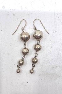 lot 128 image: Sterling Silver Dangling Tiered Earrings