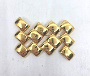 lot 137 image: Monet Gold Modern Geometric Brooch Pin