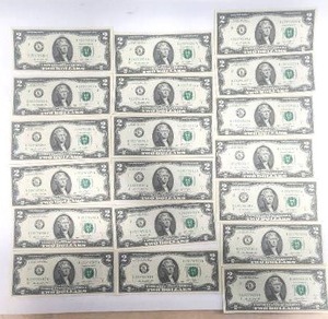 lot 208 image: Lot of 19 Uncirculated 2013 $2 Bills - Sequential Serial Numbers from 582A thru 600A