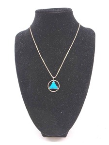 lot 238 image: Sterling Silver & Turquoise Native American Necklace