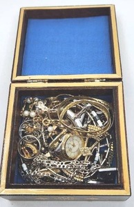 lot 229 image: Small Jewelry Box w Gold & Silver Fine Jewelry - 12k, 14k, 925, etc. - 266.10 grams